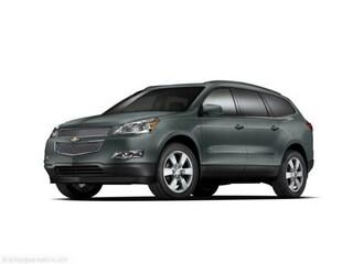 2009 Chevrolet Traverse Vehicle Photo in Cedar Rapids, IA 52402