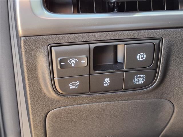 2025 Hyundai TUCSON Hybrid Vehicle Photo in Peoria, IL 61615