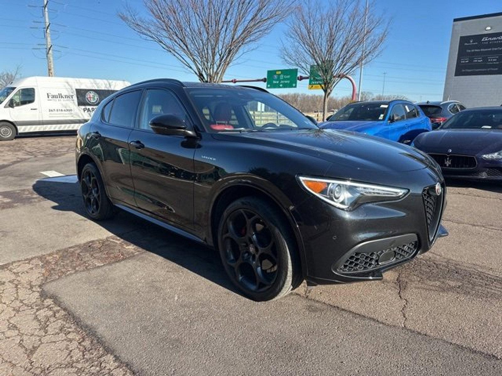 2022 Alfa Romeo Stelvio Vehicle Photo in Willow Grove, PA 19090