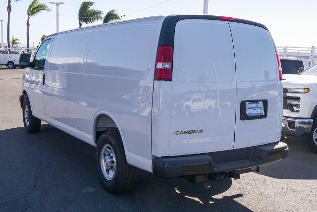 2025 Chevrolet Express Cargo Van Vehicle Photo in VENTURA, CA 93003-8585