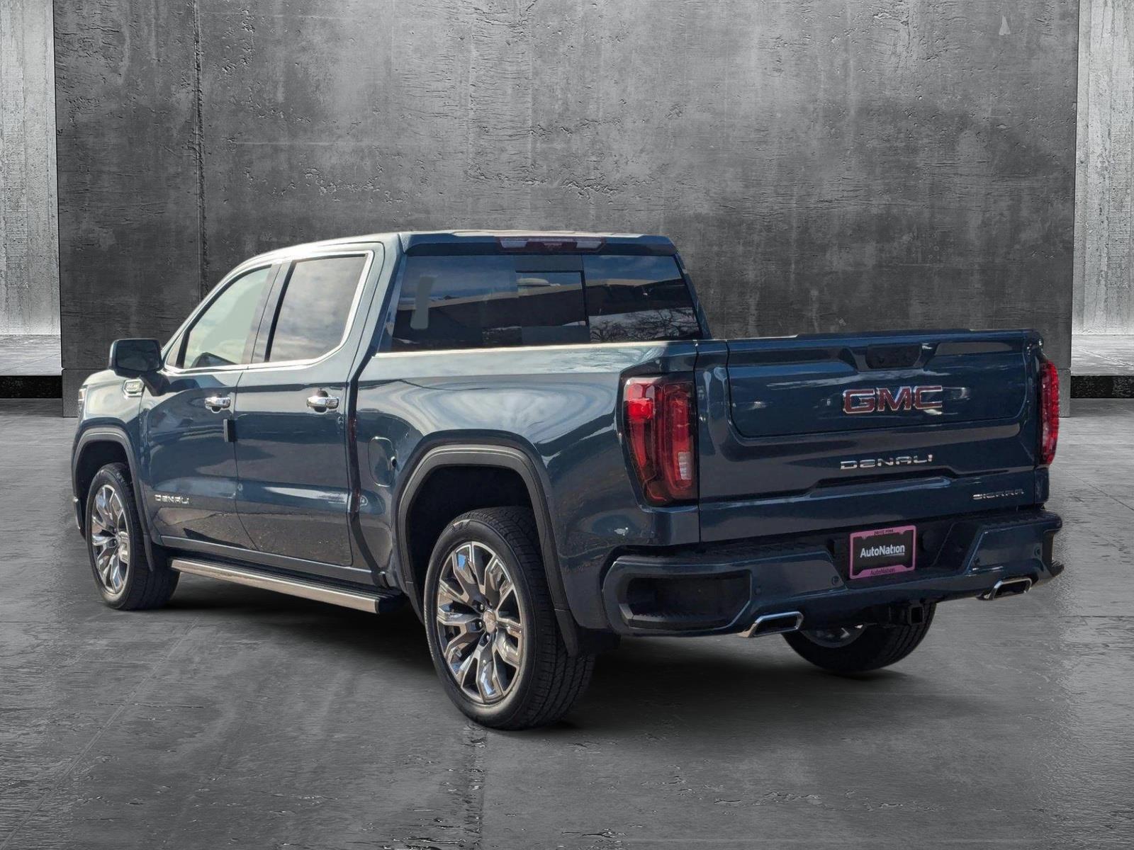 2025 GMC Sierra 1500 Vehicle Photo in LONE TREE, CO 80124-2750