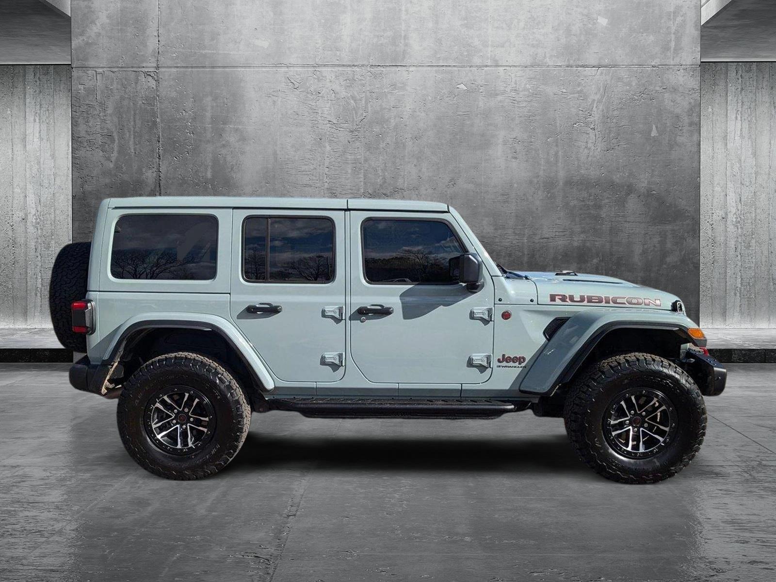 2024 Jeep Wrangler Vehicle Photo in LONE TREE, CO 80124-2750