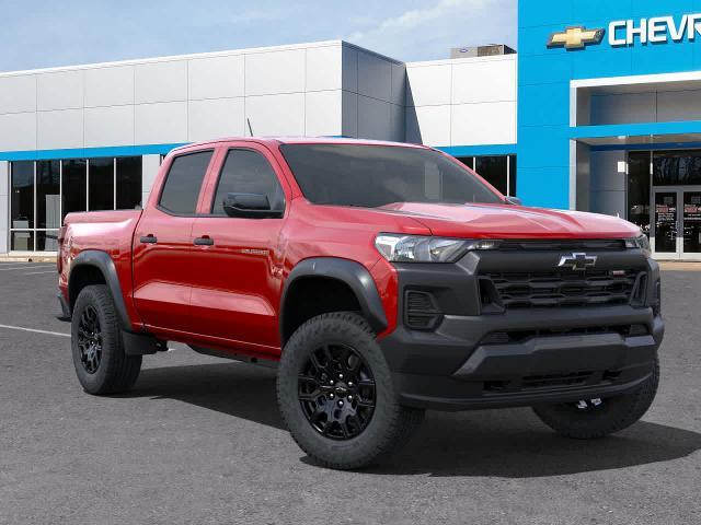 2025 Chevrolet Colorado Vehicle Photo in MOON TOWNSHIP, PA 15108-2571