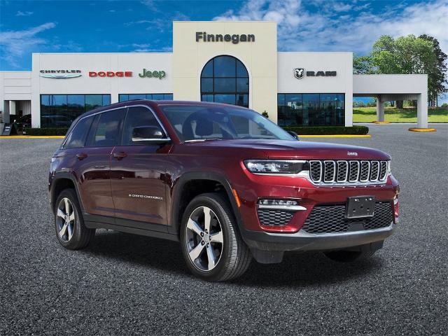 2022 Jeep Grand Cherokee Vehicle Photo in ROSENBERG, TX 77471