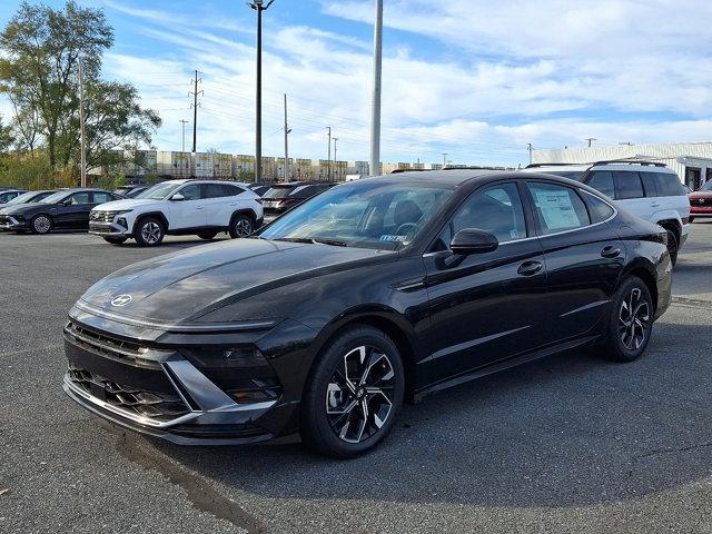 2025 Hyundai SONATA Vehicle Photo in Harrisburg, PA 17111