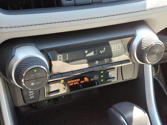 2021 Toyota RAV4 Hybrid Vehicle Photo in DANBURY, CT 06810-5034