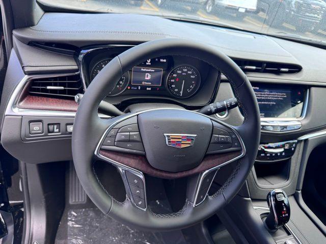 2025 Cadillac XT5 Vehicle Photo in DELRAY BEACH, FL 33483-3294