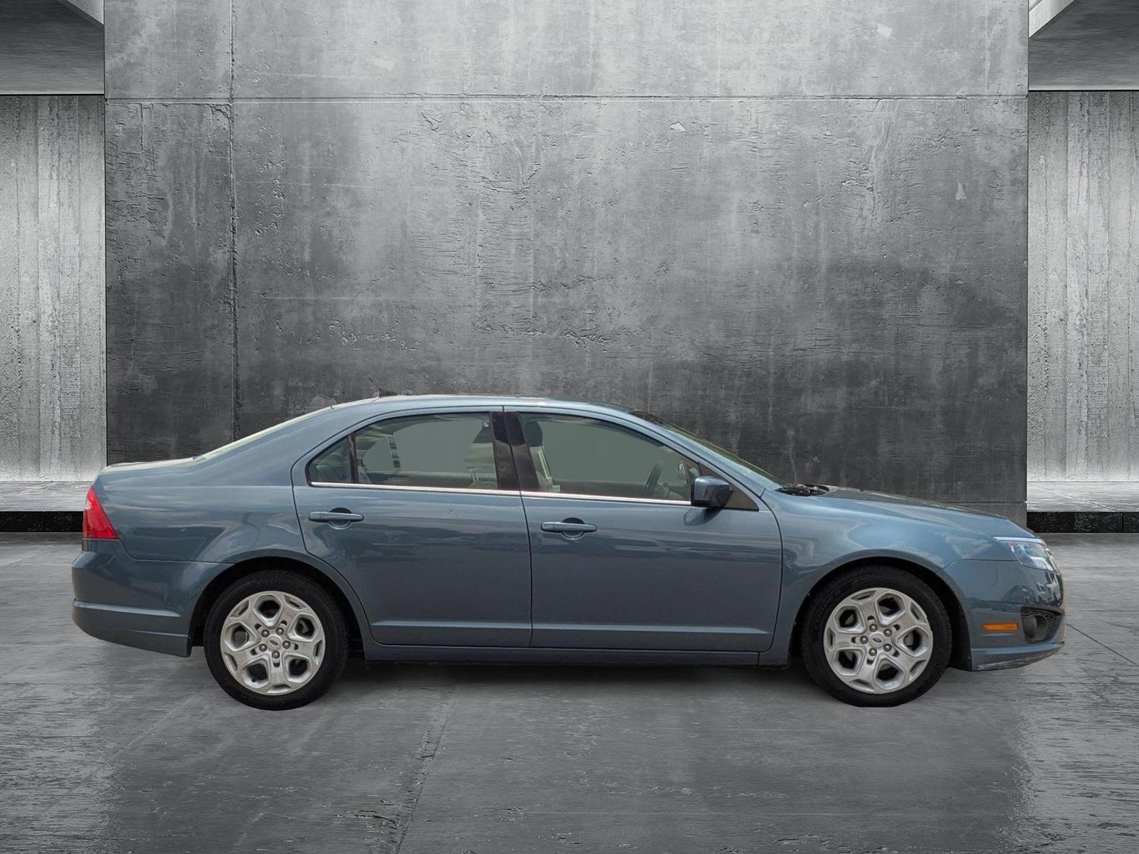 2011 Ford Fusion Vehicle Photo in St. Petersburg, FL 33713