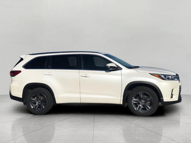 2018 Toyota Highlander Vehicle Photo in GREEN BAY, WI 54303-3330