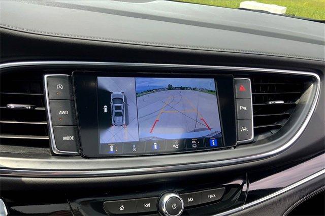 2024 Buick Enclave Vehicle Photo in TOPEKA, KS 66609-0000