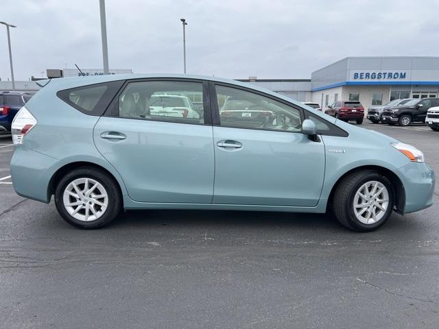 2014 Toyota Prius v Vehicle Photo in GREEN BAY, WI 54304-5303