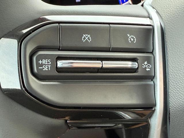 2025 Chevrolet Colorado Vehicle Photo in COLUMBIA, MO 65203-3903