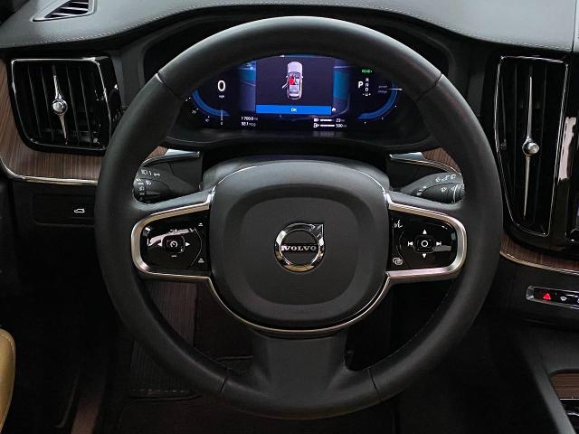 2024 Volvo XC60 Recharge Plug-In Hybrid Vehicle Photo in Appleton, WI 54913