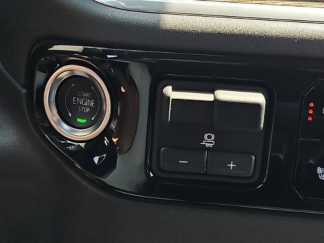 2025 GMC Sierra 1500 Vehicle Photo in TREVOSE, PA 19053-4984