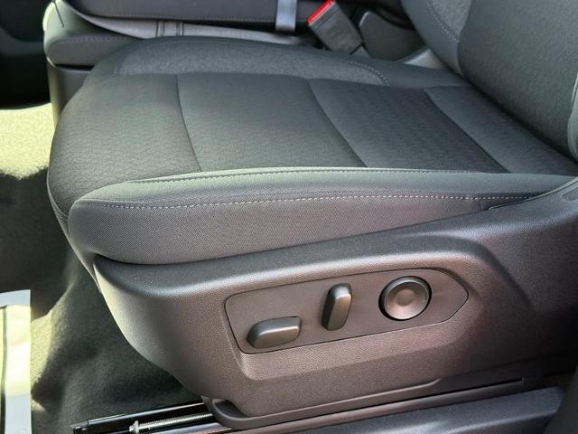 2025 Chevrolet Silverado 1500 Vehicle Photo in COLUMBIA, MO 65203-3903
