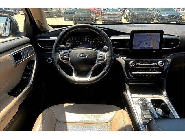 2023 Ford Explorer Vehicle Photo in Grapevine, TX 76051