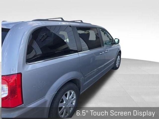2014 Chrysler Town & Country Vehicle Photo in Fishers, IN 46038