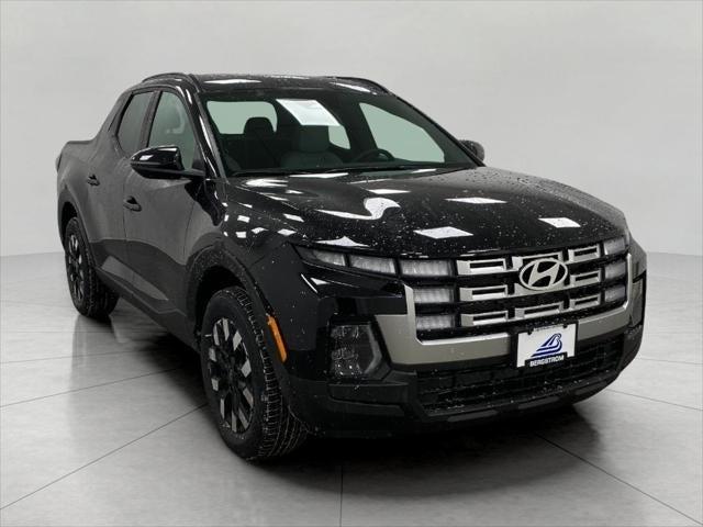 2025 Hyundai SANTA CRUZ Vehicle Photo in Neenah, WI 54956