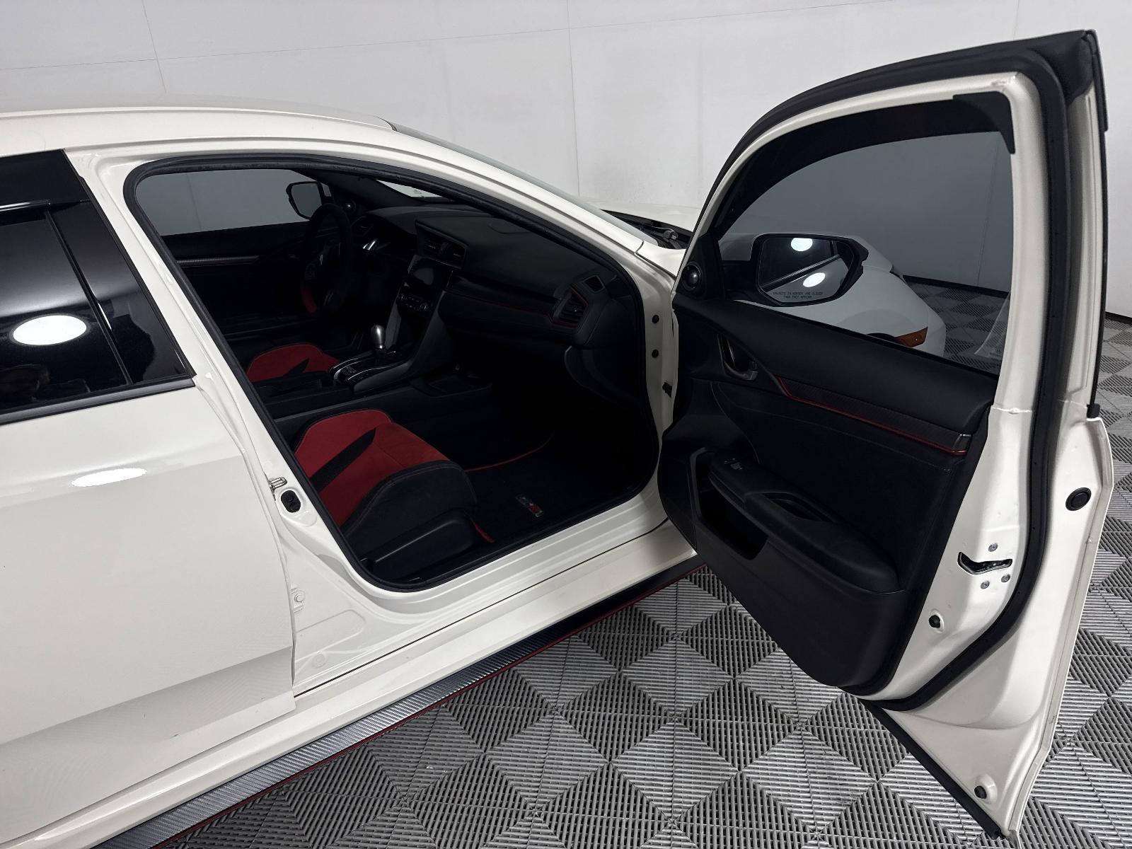 2021 Honda Civic Type R Vehicle Photo in Georgetown, TX 78626