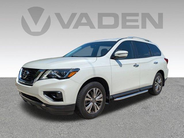 2018 Nissan Pathfinder Vehicle Photo in BRUNSWICK, GA 31525-1881