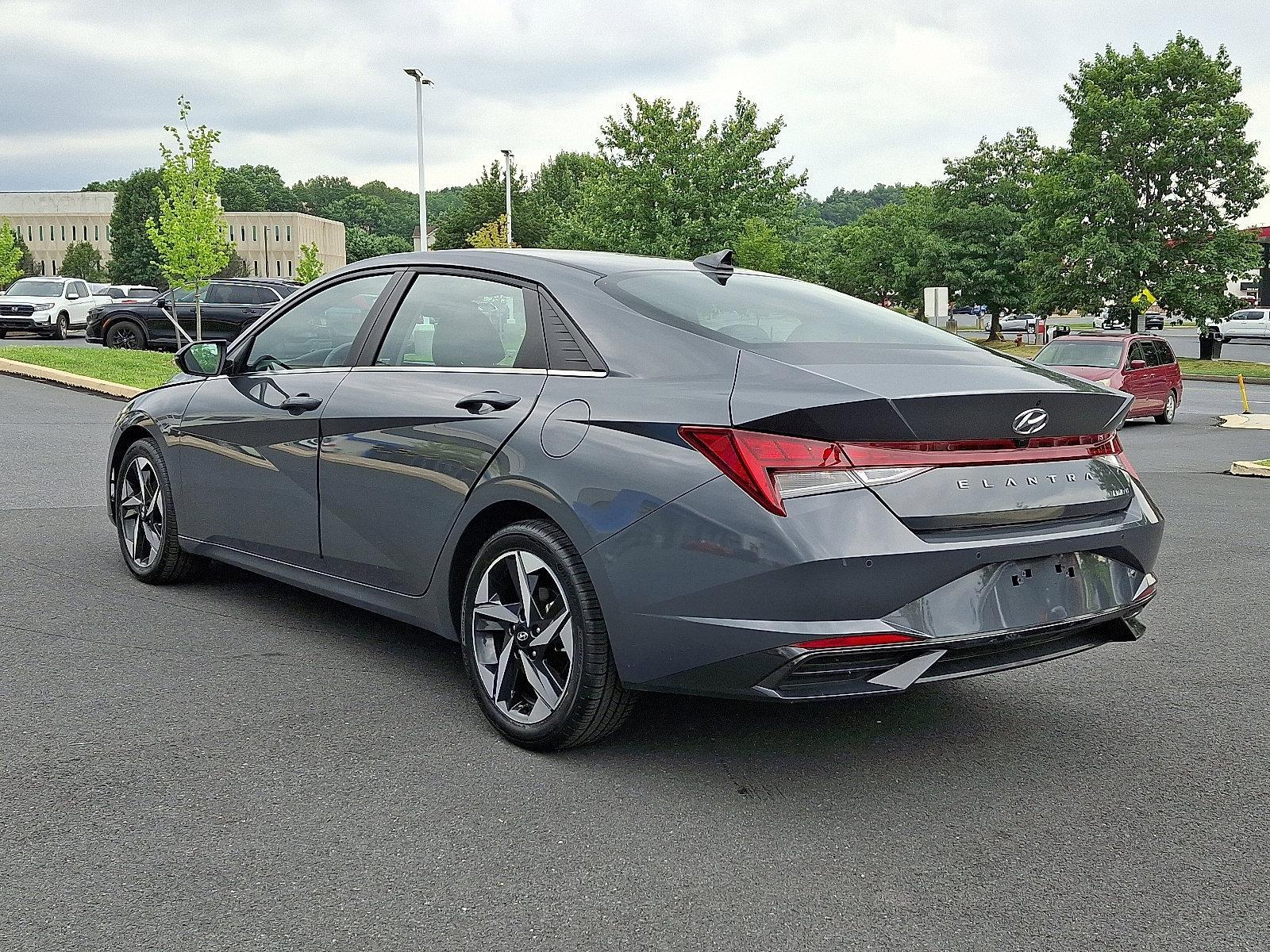 2023 Hyundai ELANTRA Vehicle Photo in Harrisburg, PA 17111