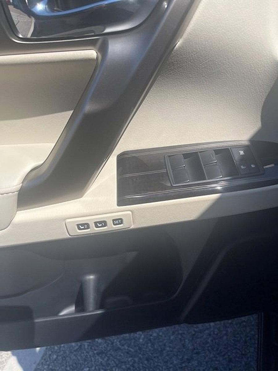 2021 Lexus GX 460 Vehicle Photo in Trevose, PA 19053