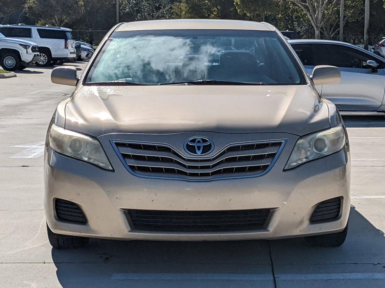 2011 Toyota Camry Vehicle Photo in Davie, FL 33331