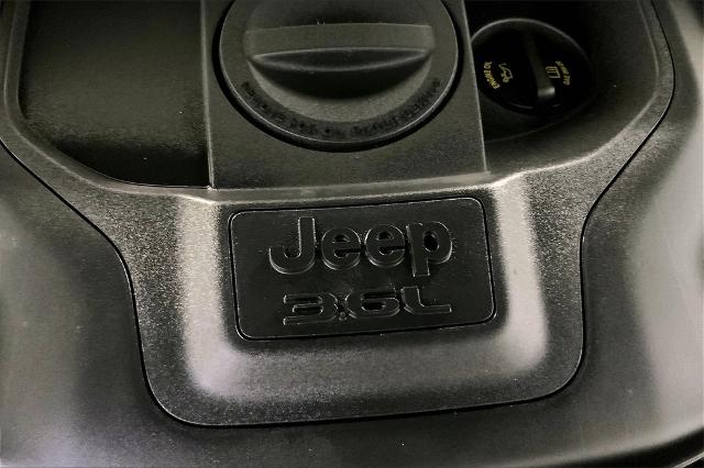 2021 Jeep Grand Cherokee L Vehicle Photo in Kansas City, MO 64114