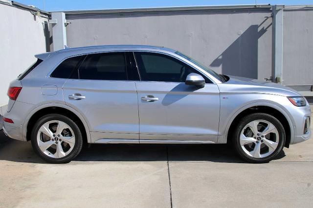 2022 Audi Q5 Vehicle Photo in SUGAR LAND, TX 77478