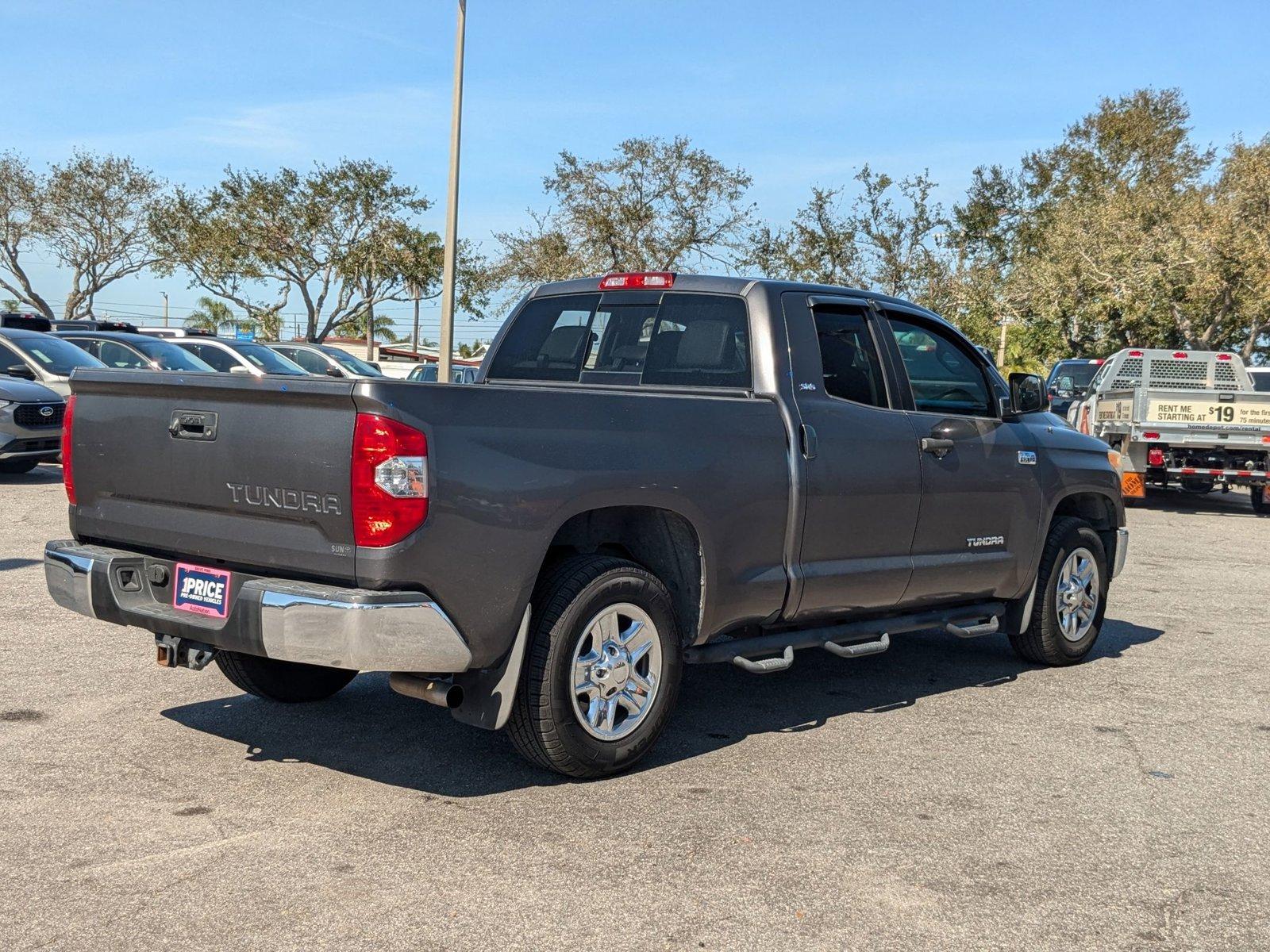 2015 Toyota Tundra 2WD Truck Vehicle Photo in St. Petersburg, FL 33713