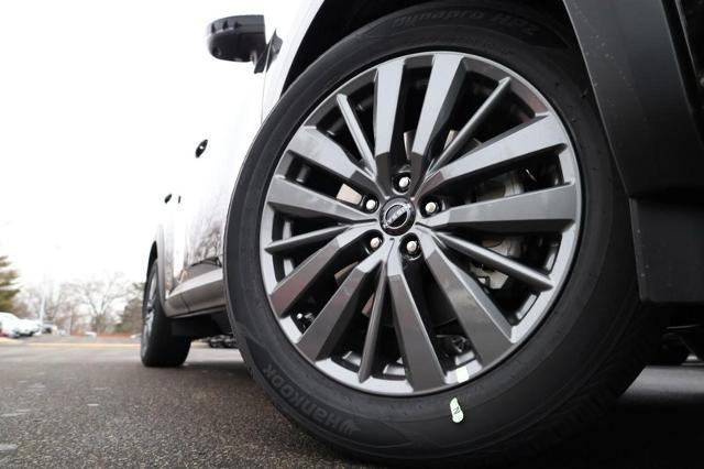 2025 Nissan Pathfinder Vehicle Photo in Ballwin, MO 63011