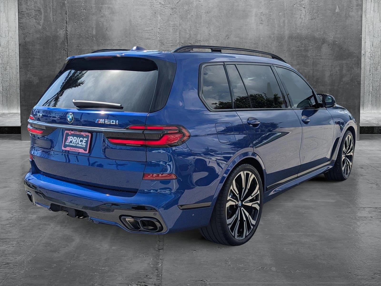 2024 BMW X7 M60i Vehicle Photo in Delray Beach, FL 33444