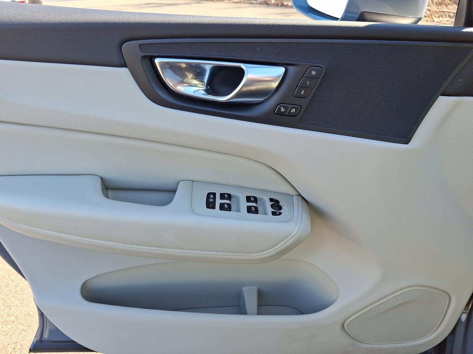 2023 Volvo XC60 Vehicle Photo in Trevose, PA 19053