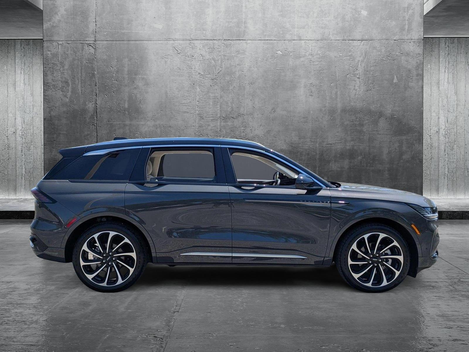 2024 Lincoln Nautilus Vehicle Photo in Clearwater, FL 33765