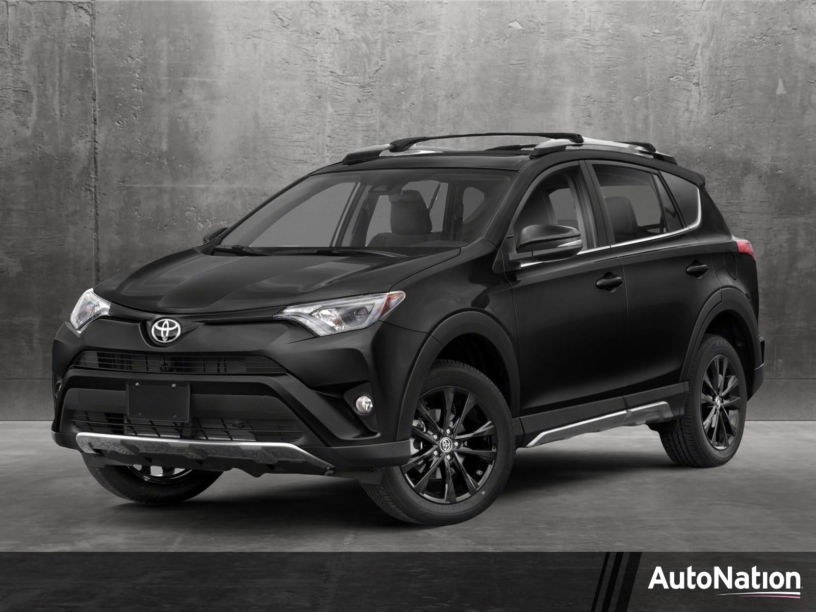 2018 Toyota RAV4 Vehicle Photo in Valencia, CA 91355
