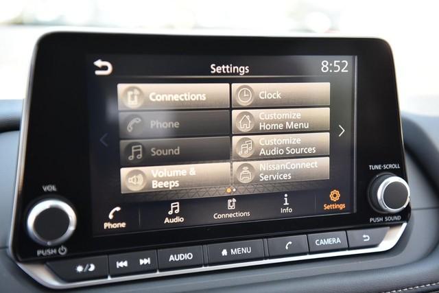 2025 Nissan Rogue Vehicle Photo in Ballwin, MO 63011