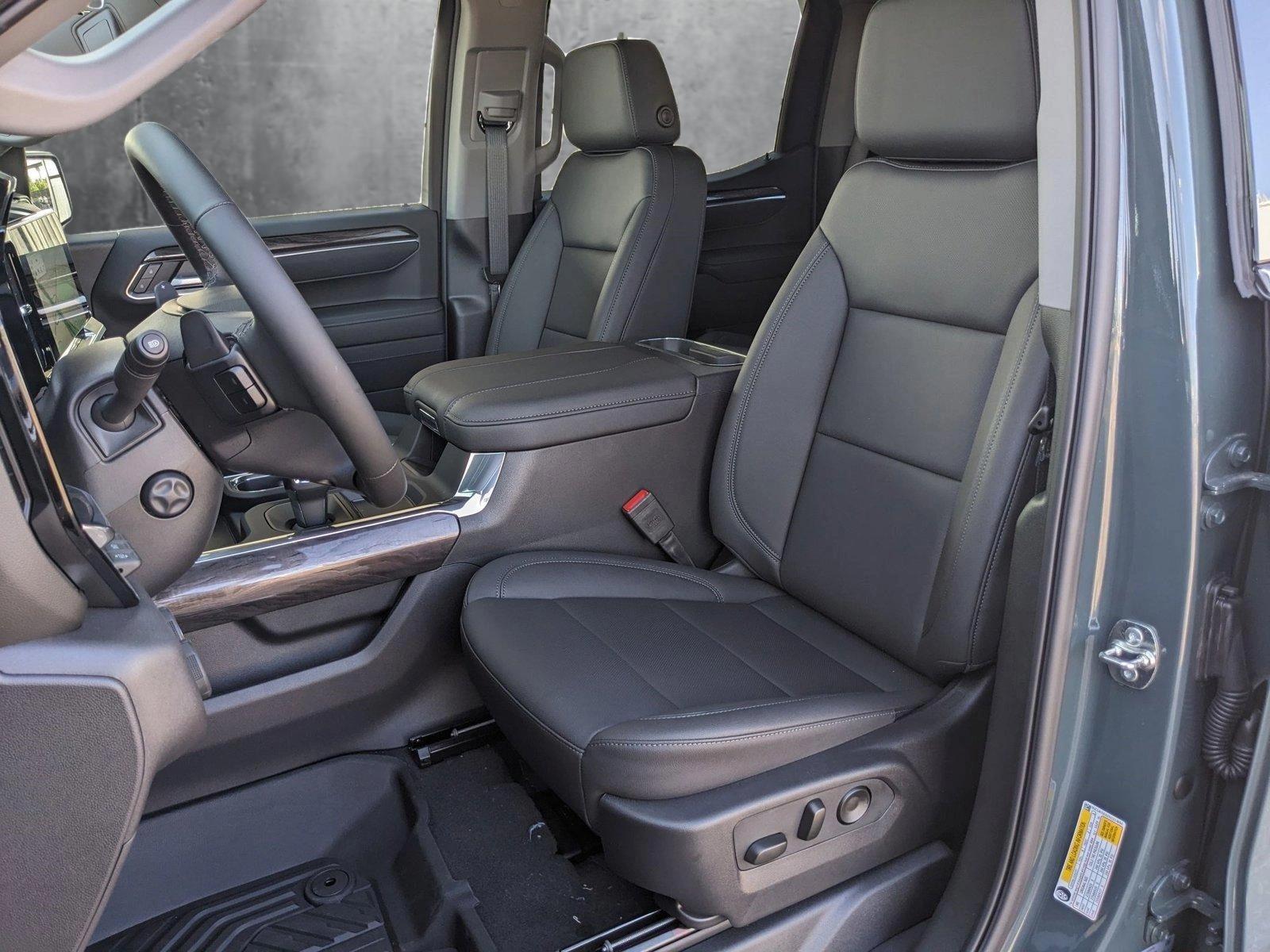 2025 Chevrolet Silverado 1500 Vehicle Photo in HOUSTON, TX 77034-5009