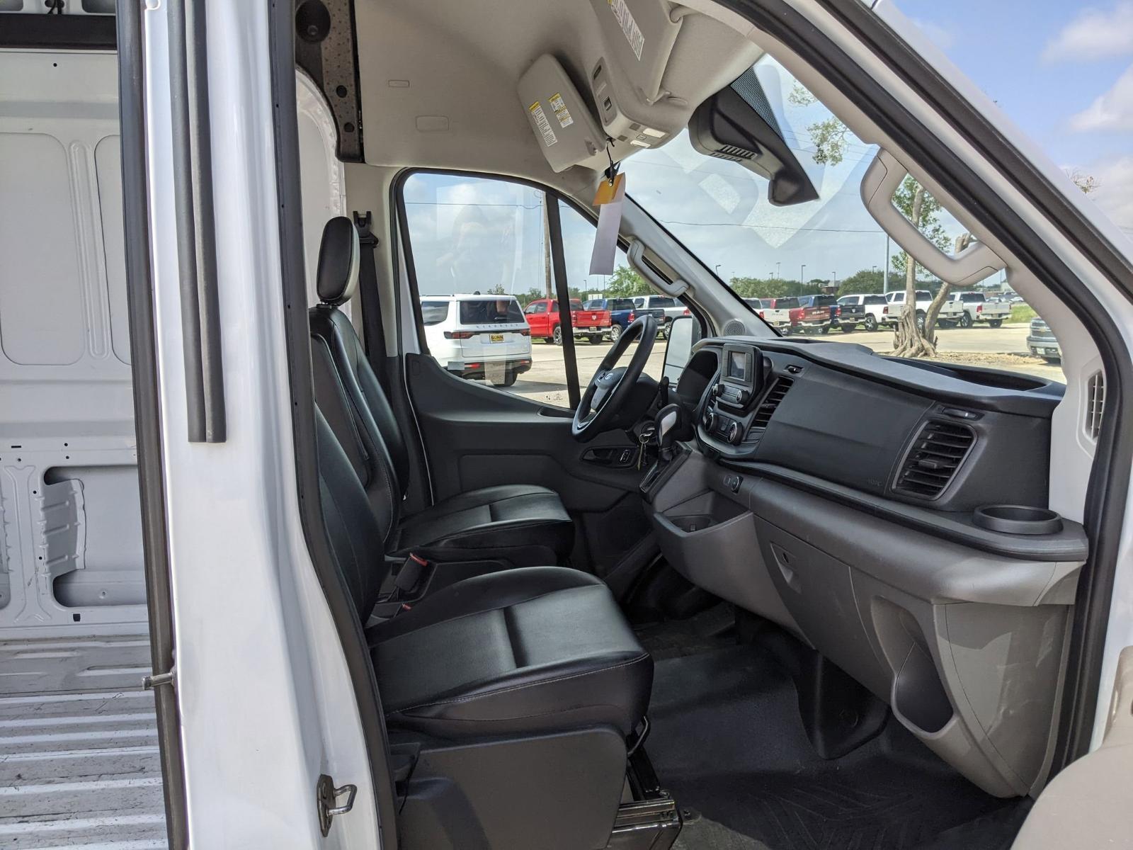 2023 Ford Transit Cargo Van Vehicle Photo in Seguin, TX 78155