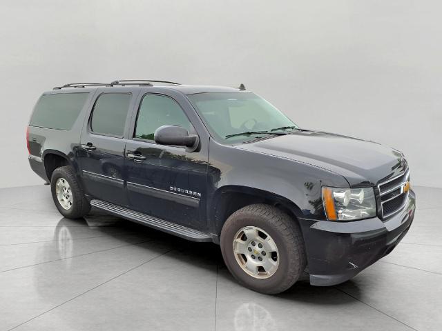 2014 Chevrolet Suburban Vehicle Photo in Oshkosh, WI 54904