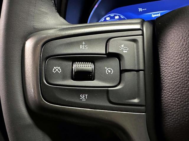 2023 Chevrolet Suburban Vehicle Photo in Roslyn, NY 11576