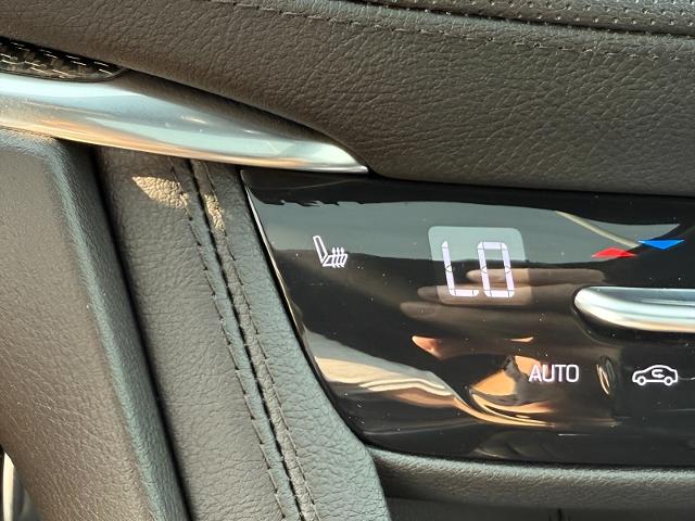 2022 Cadillac XT5 Vehicle Photo in MADISON, WI 53713-3220