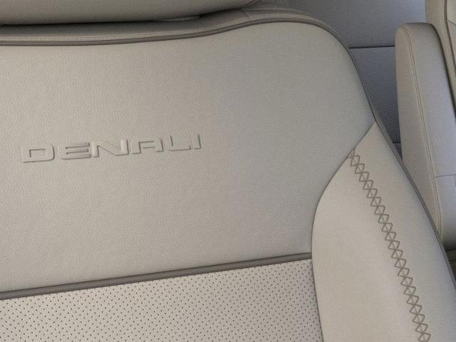 2025 GMC Yukon XL Vehicle Photo in PUYALLUP, WA 98371-4149
