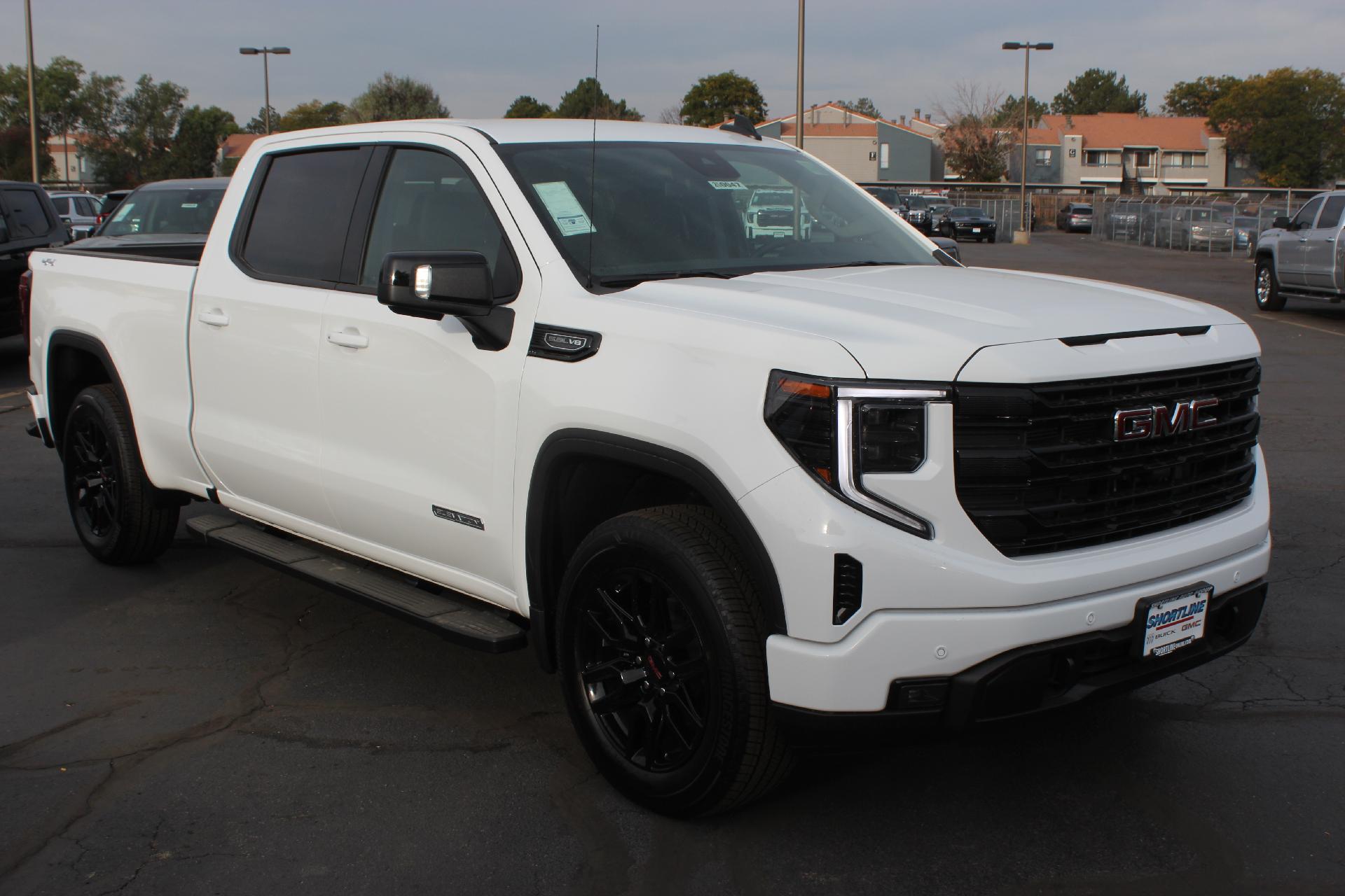 2025 GMC Sierra 1500 Vehicle Photo in AURORA, CO 80012-4011