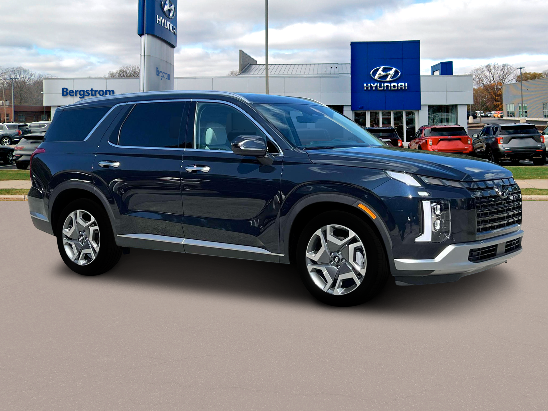 2025 Hyundai PALISADE Vehicle Photo in Green Bay, WI 54304