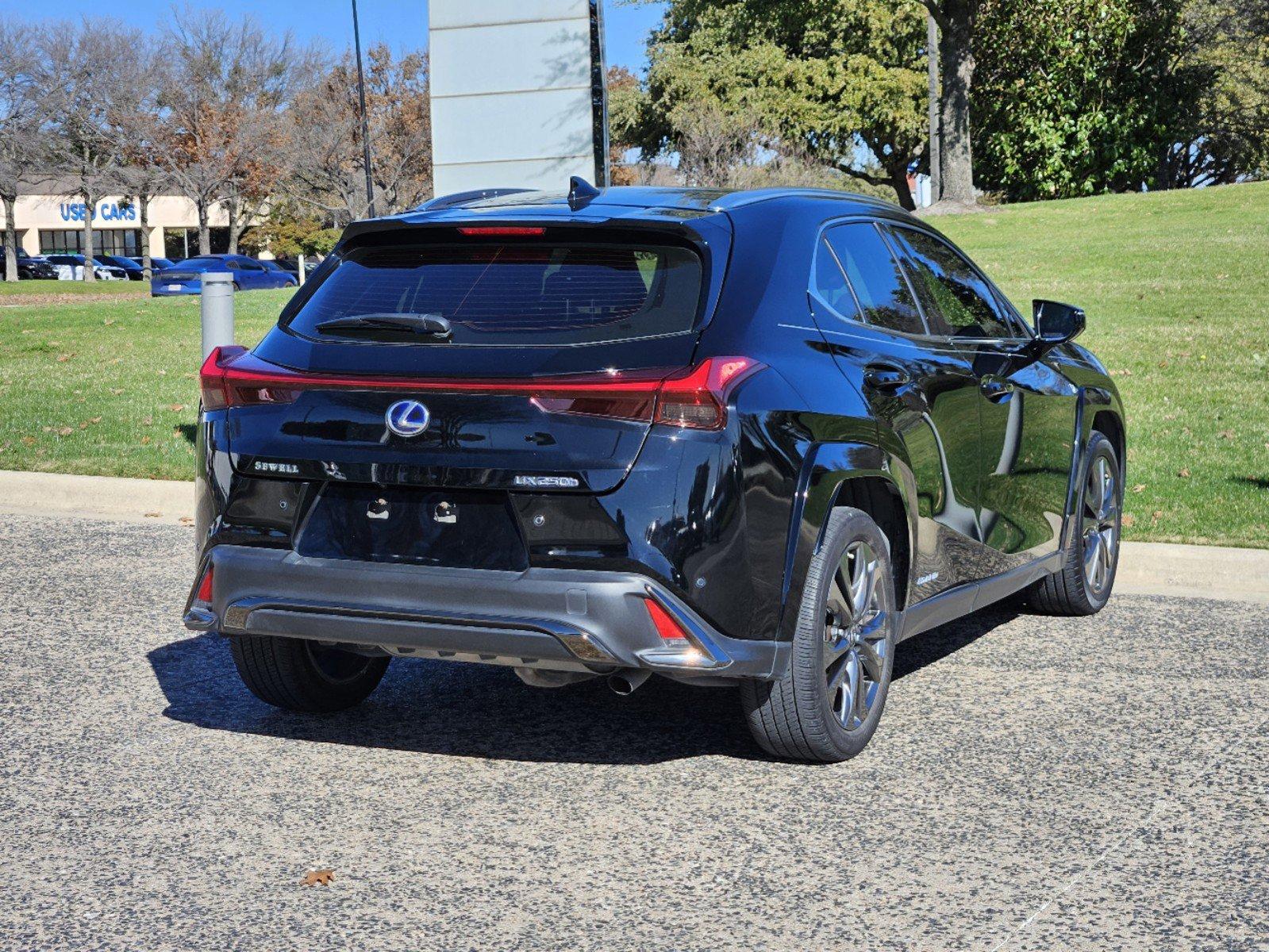 2022 Lexus UX 250h Vehicle Photo in FORT WORTH, TX 76132