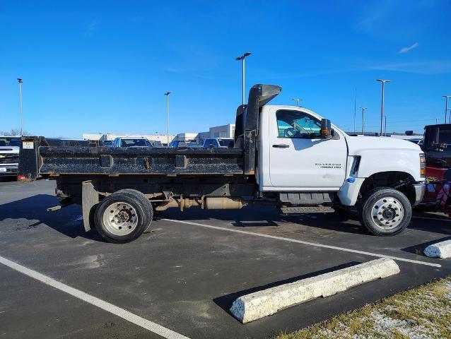 2021 Chevrolet Silverado 4500 HD Vehicle Photo in GREEN BAY, WI 54304-5303