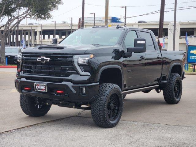 2025 Chevrolet Silverado 2500 HD Vehicle Photo in SUGAR LAND, TX 77478-0000