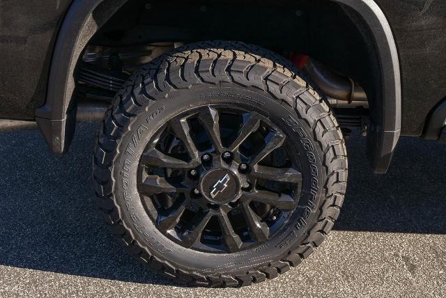 2025 Chevrolet Silverado 2500 HD Vehicle Photo in VENTURA, CA 93003-8585