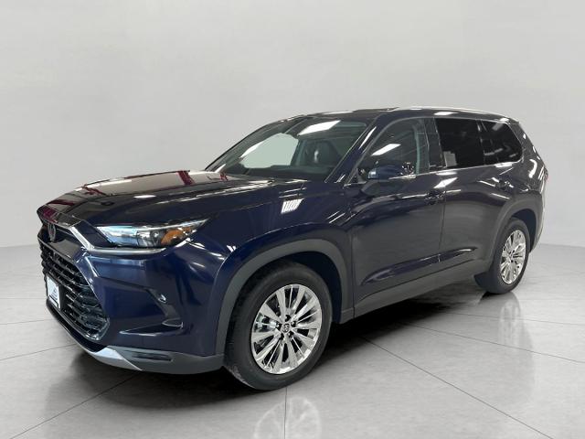 2025 Toyota Grand Highlander Vehicle Photo in Oshkosh, WI 54904