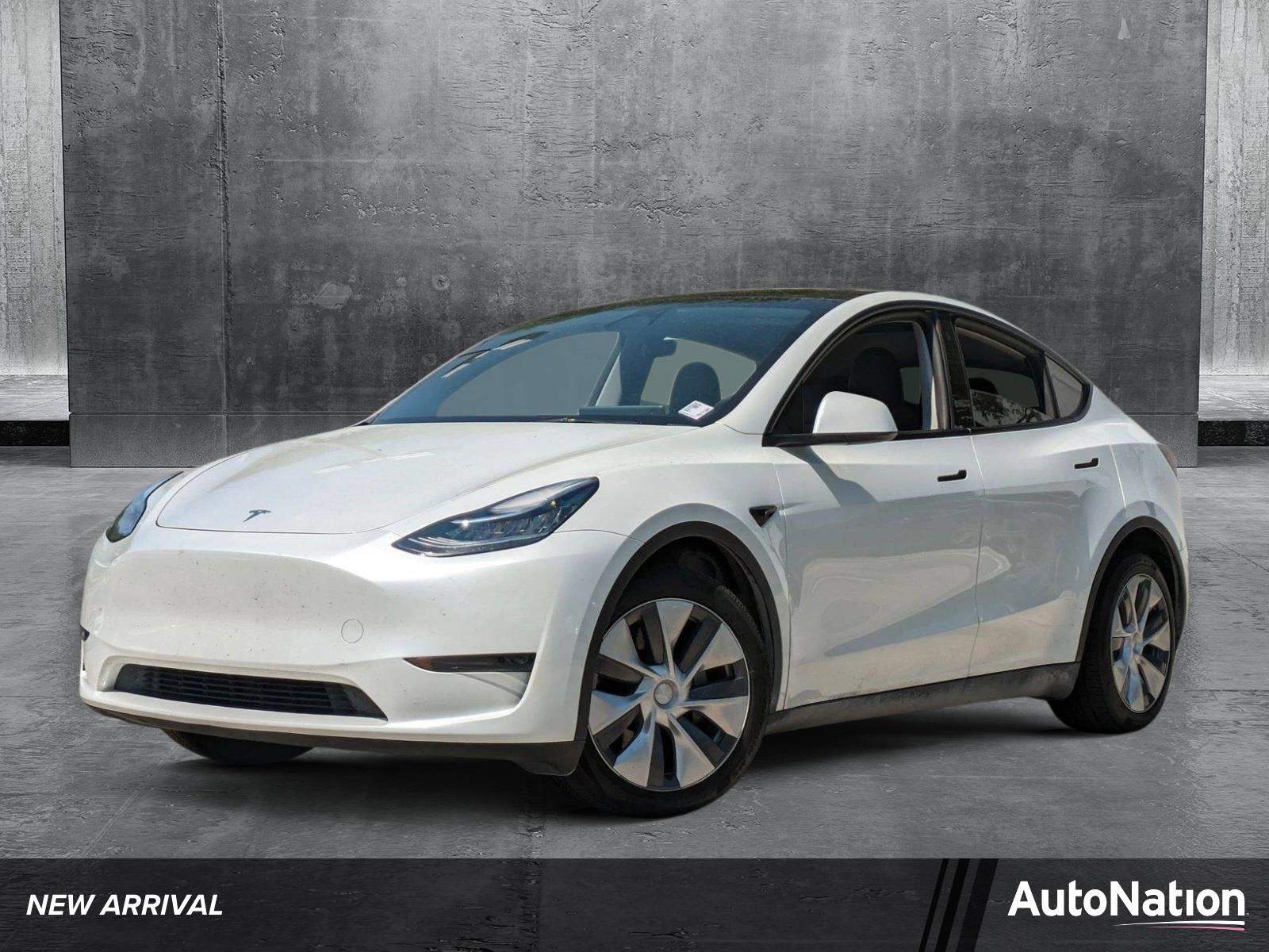 2023 Tesla Model Y Vehicle Photo in Coconut Creek, FL 33073